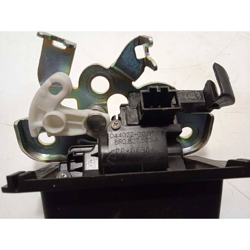 Recambio de cerradura maletero / porton para skoda octavia combi (5e5) rs referencia OEM IAM 8R0827505A  