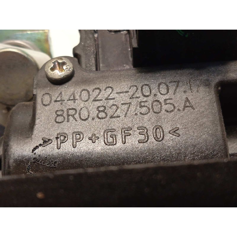 Recambio de cerradura maletero / porton para skoda octavia combi (5e5) rs referencia OEM IAM 8R0827505A  