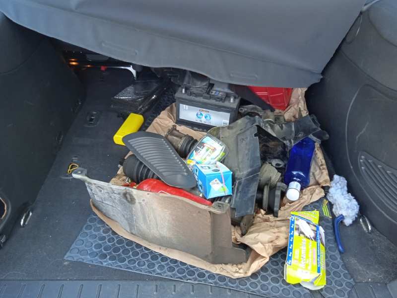 seat alhambra (7v9) del año 2005