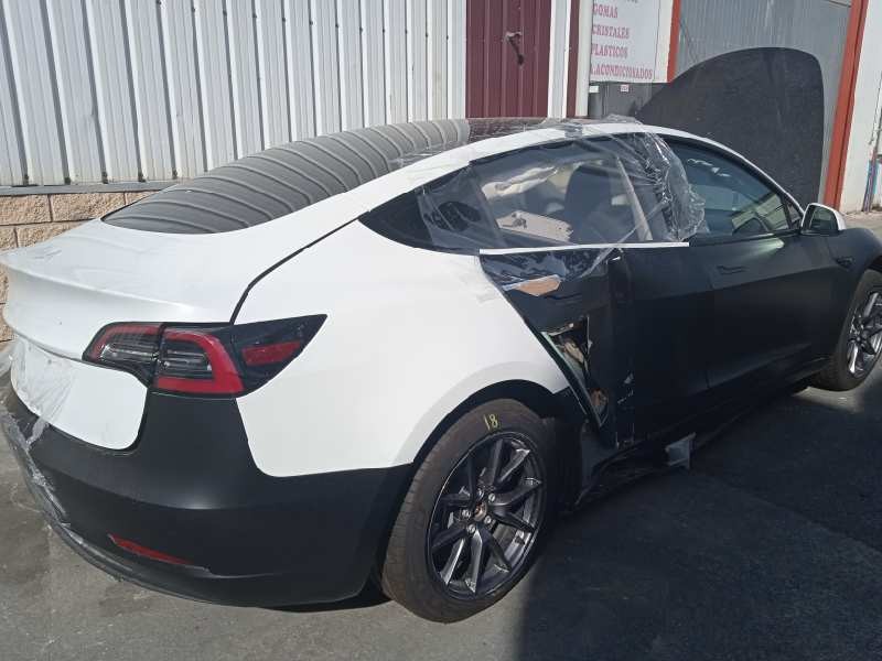 tesla model 3 del año 2021