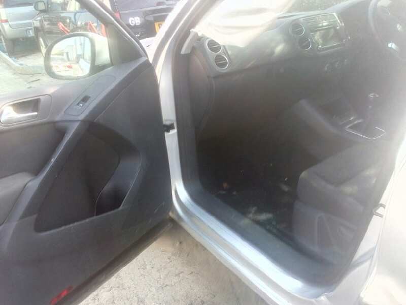 volkswagen tiguan (5n1) del año 2010