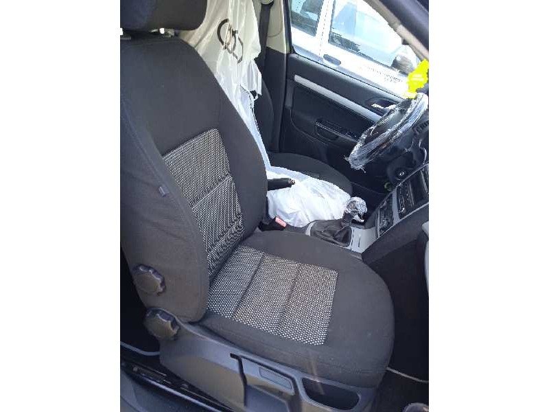 skoda octavia berlina (1z3) del año 2010