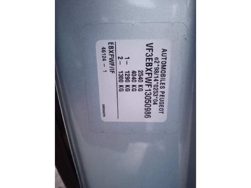 peugeot 807 del año 2002