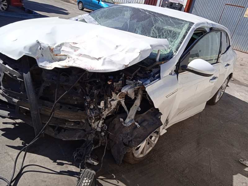 renault megane iv berlina 5p del año 2018