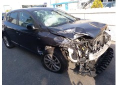 RENAULT MEGANE III BERLINA 5 P