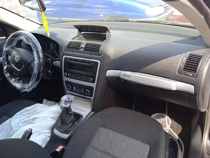 skoda octavia berlina (1z3) del año 2010