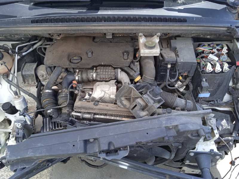 peugeot 5008 del año 2013