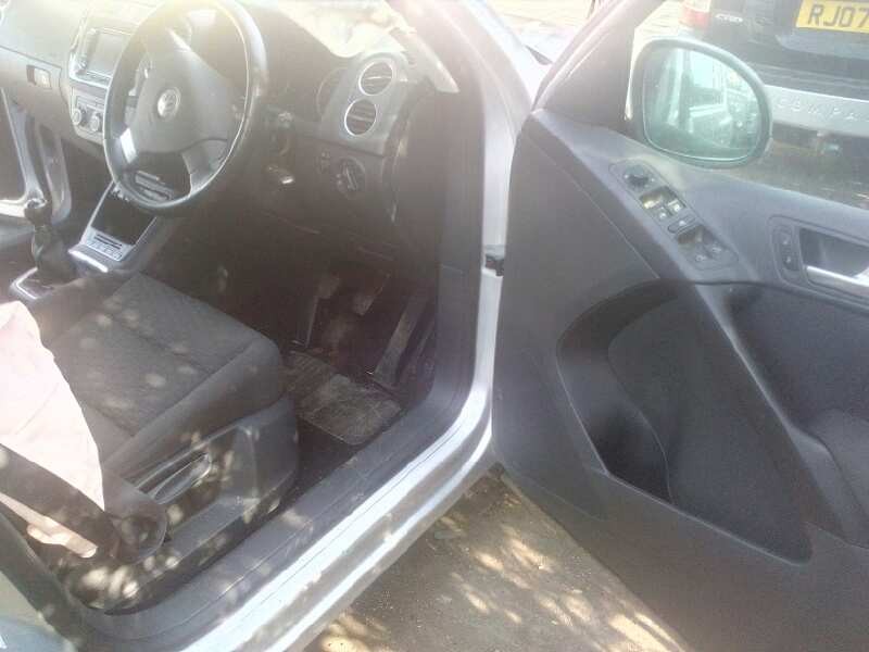 volkswagen tiguan (5n1) del año 2010