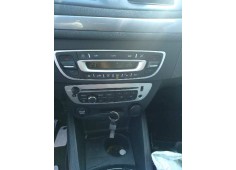 renault megane iii berlina 5 p del año 2014 2