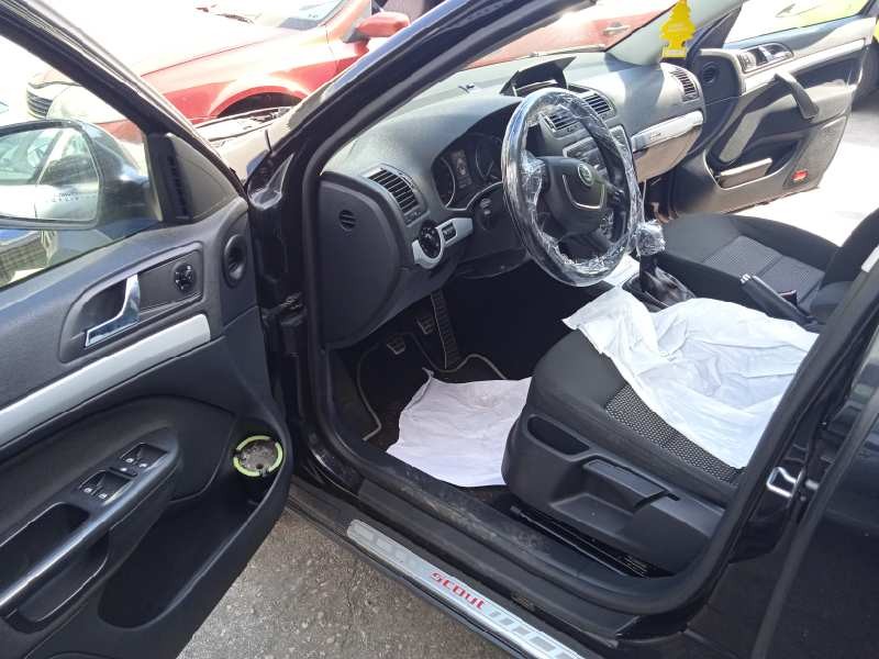 skoda octavia berlina (1z3) del año 2010