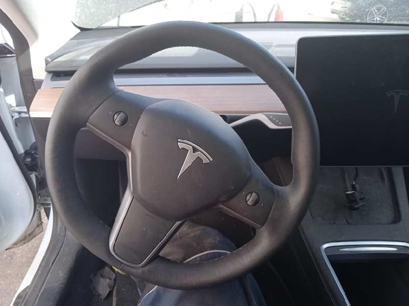 tesla model 3 del año 2021