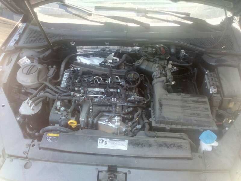 volkswagen passat lim. (3g2) del año 2015