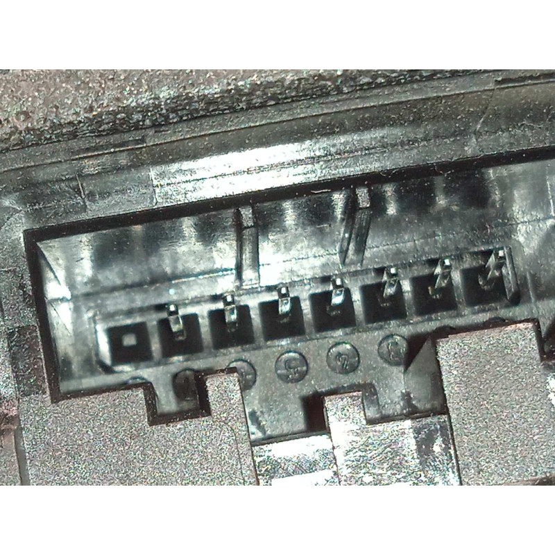 Recambio de cerradura puerta delantera derecha para skoda octavia combi (5e5) rs referencia OEM IAM 5TB837016A  