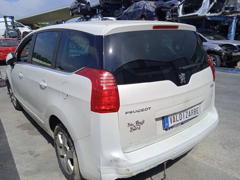 peugeot 5008 del año 2013