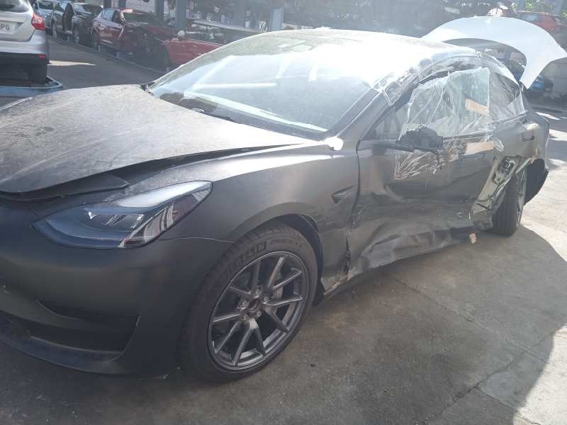 tesla model 3 del año 2021