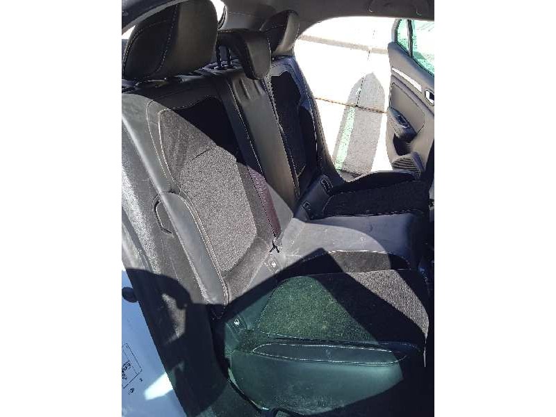 renault megane iv berlina 5p del año 2018