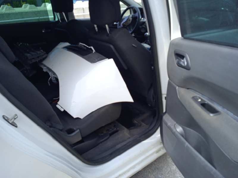 peugeot 5008 del año 2013