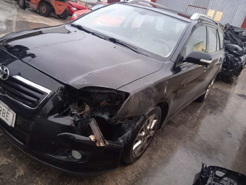 toyota avensis wagon (t25) del año 2007