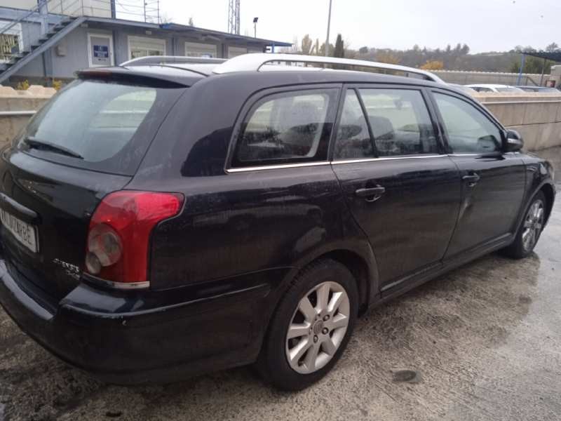 toyota avensis wagon (t25) del año 2007