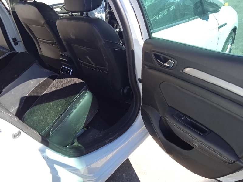 renault megane iv berlina 5p del año 2018