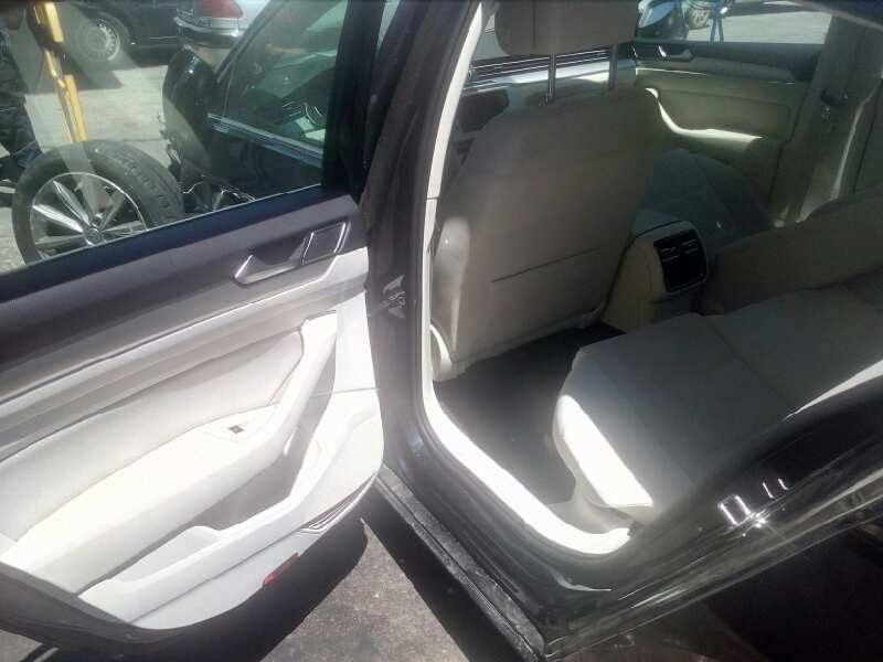 volkswagen passat lim. (3g2) del año 2015