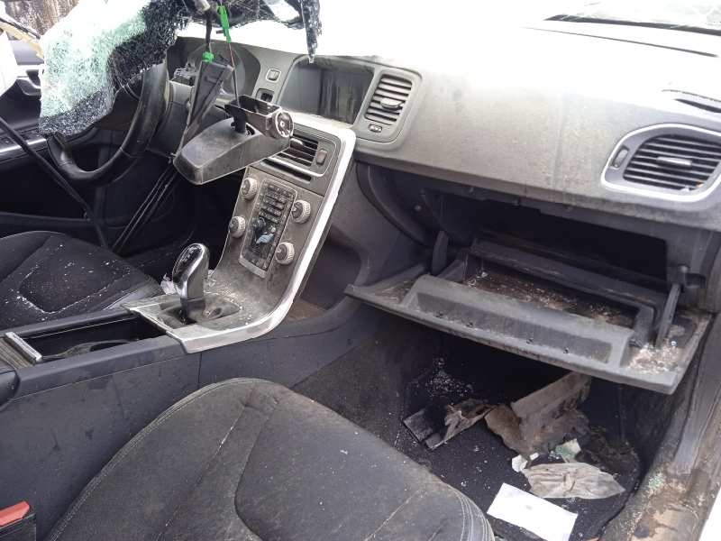 volvo v60 kombi del año 2016