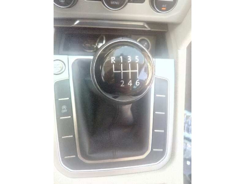 volkswagen passat lim. (3g2) del año 2015