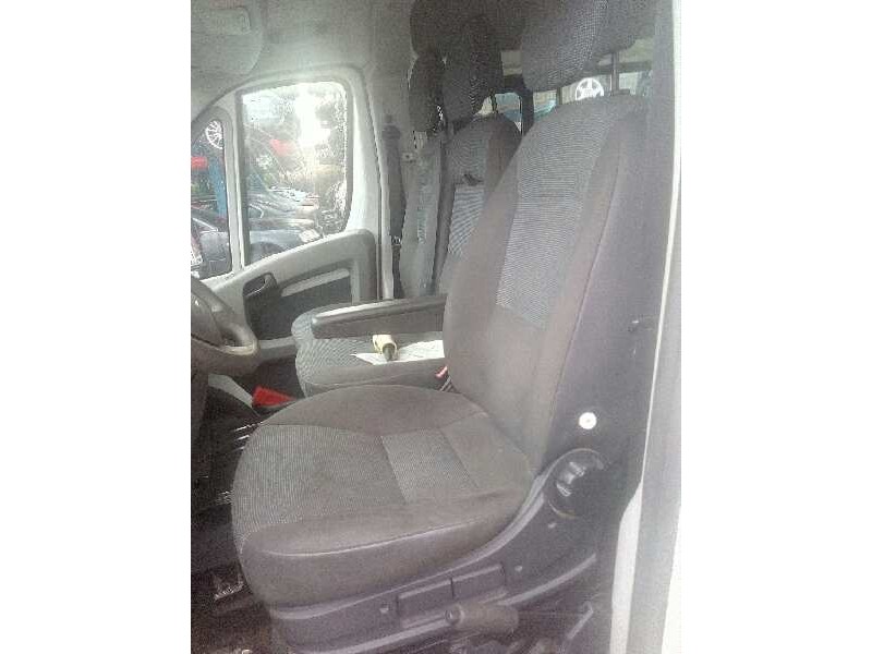 peugeot boxer caja cerr.techo elev.acristal.(bat.4035)(335)(2007  del año 2007