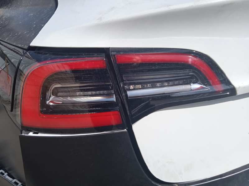 tesla model 3 del año 2021