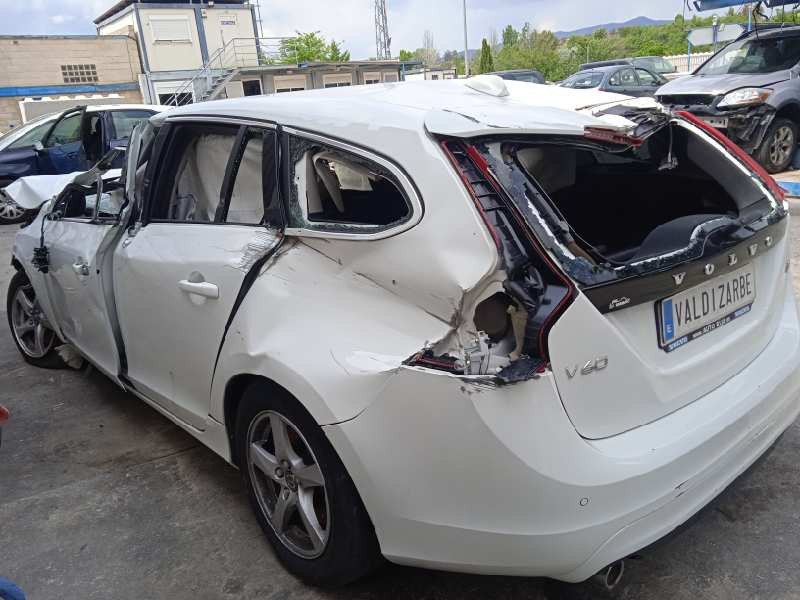 volvo v60 kombi del año 2016