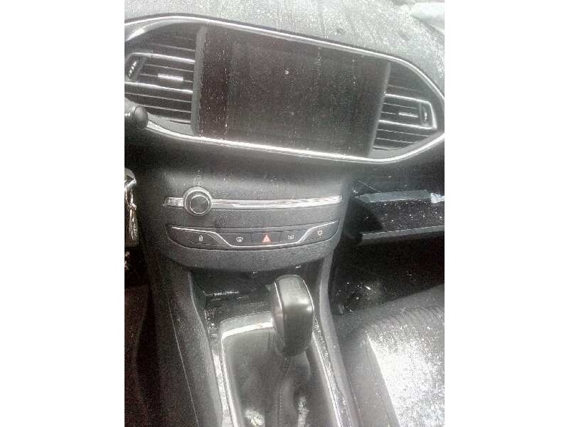 peugeot 308 sw del año 2015