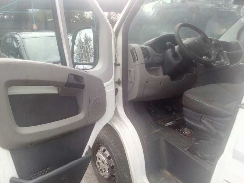 peugeot boxer caja cerr.techo elev.acristal.(bat.4035)(335)(2007  del año 2007