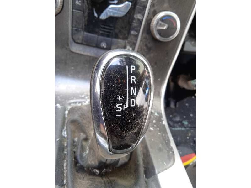 volvo v60 kombi del año 2016