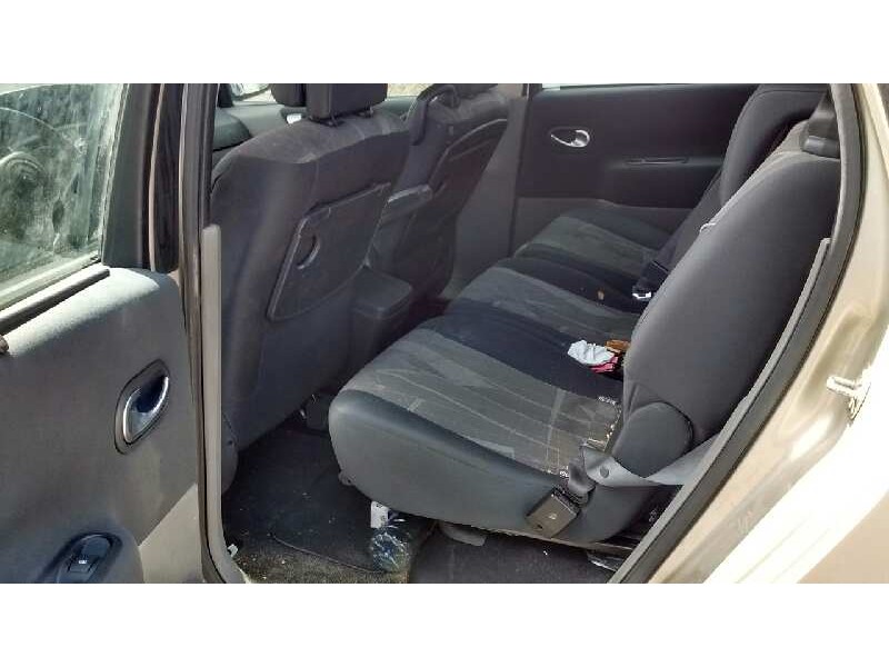 renault scenic ii del año 2006