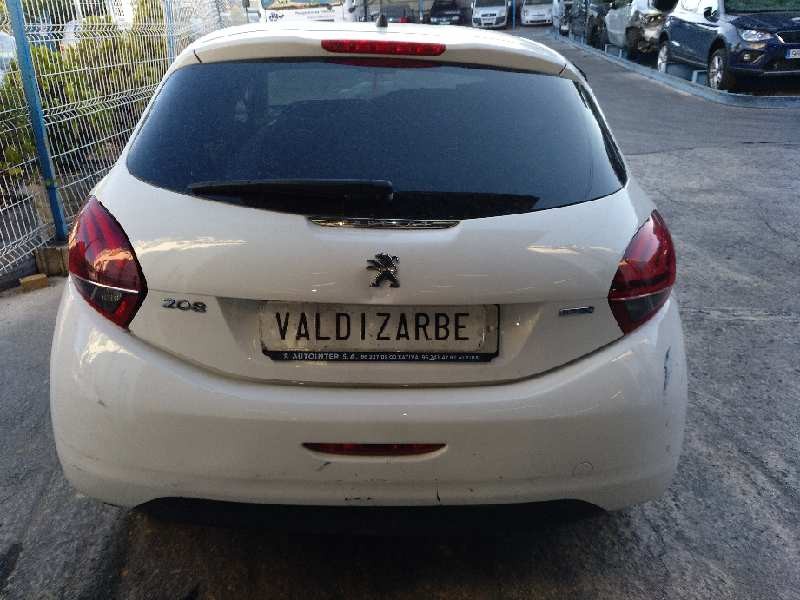 peugeot 208 del año 2016