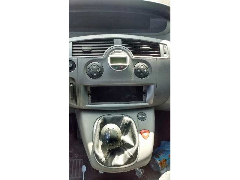 renault scenic ii del año 2006