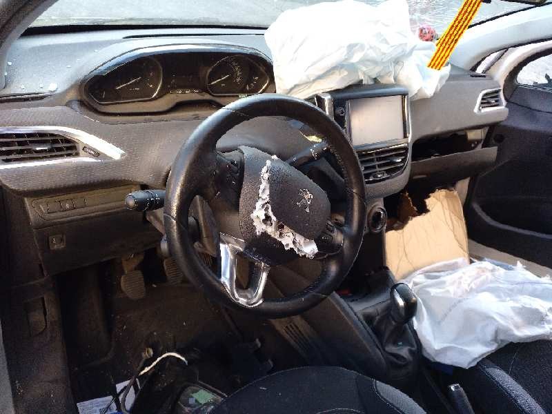 peugeot 208 del año 2016