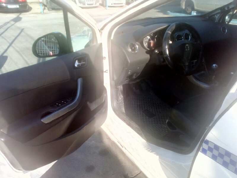 peugeot 308 del año 2008