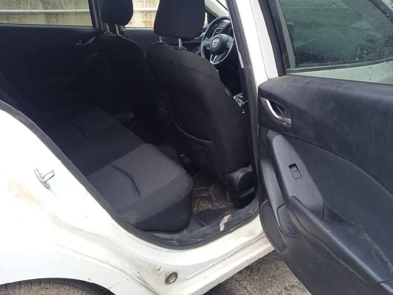 mazda 3 lim. () del año 2015