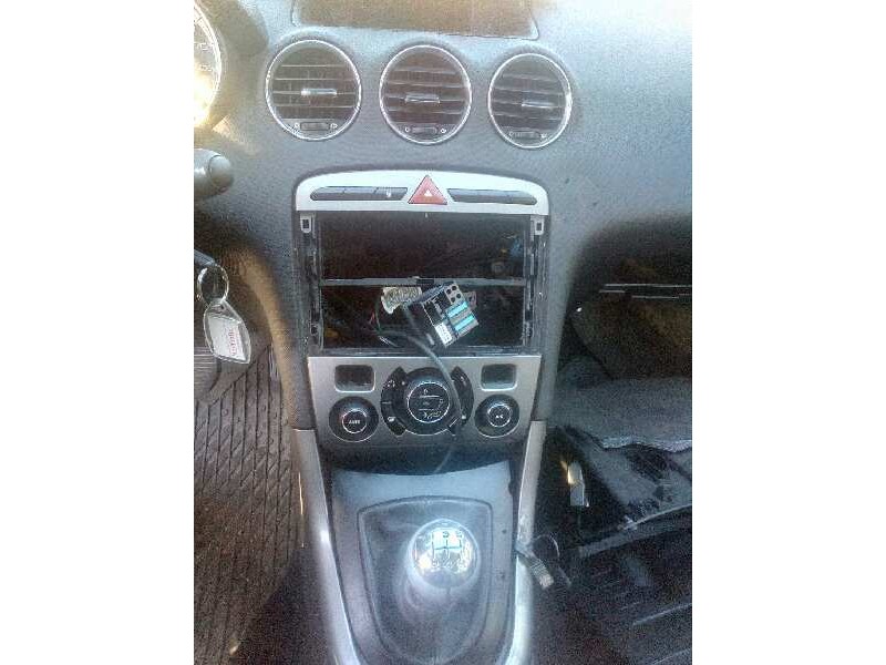 peugeot 308 del año 2008