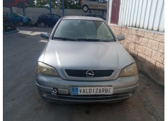 opel astra g berlina del año 2004