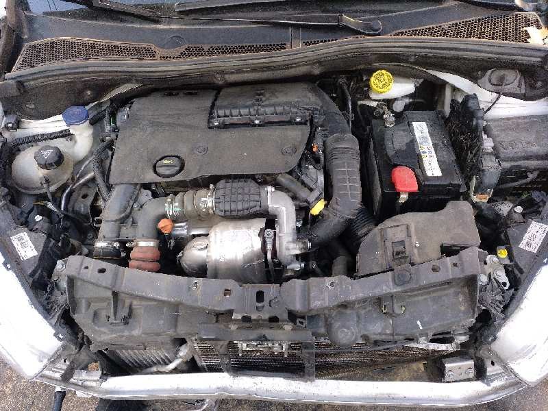 peugeot 208 del año 2016