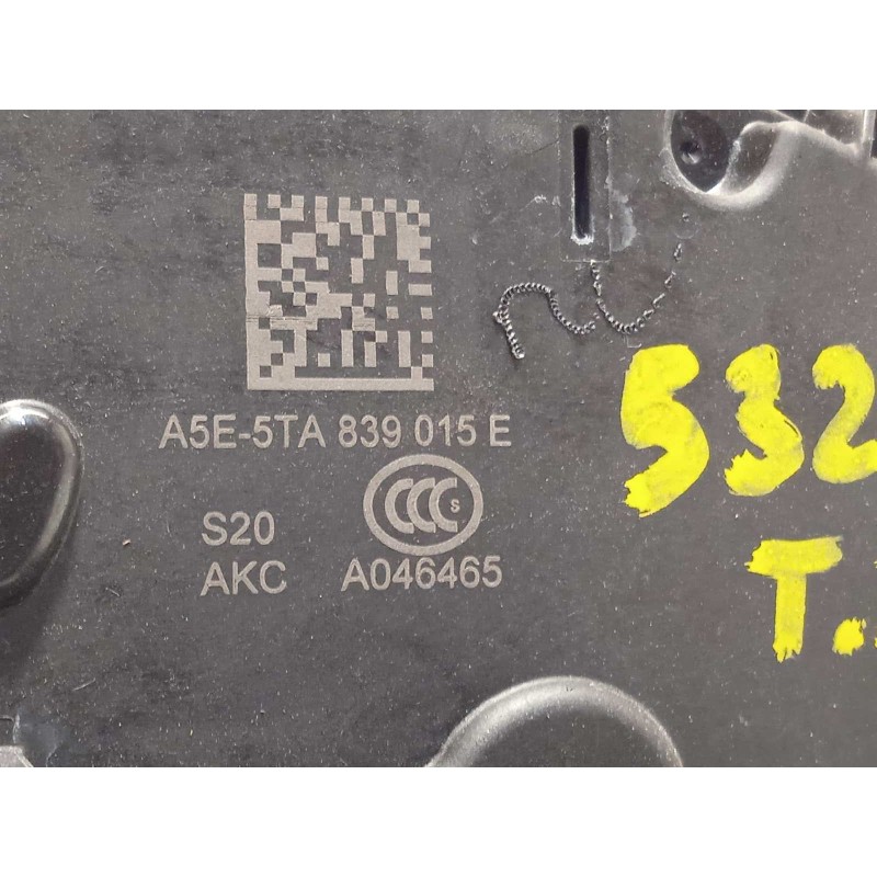 Recambio de cerradura puerta trasera izquierda para skoda octavia combi (5e5) rs referencia OEM IAM 5TA839015E  