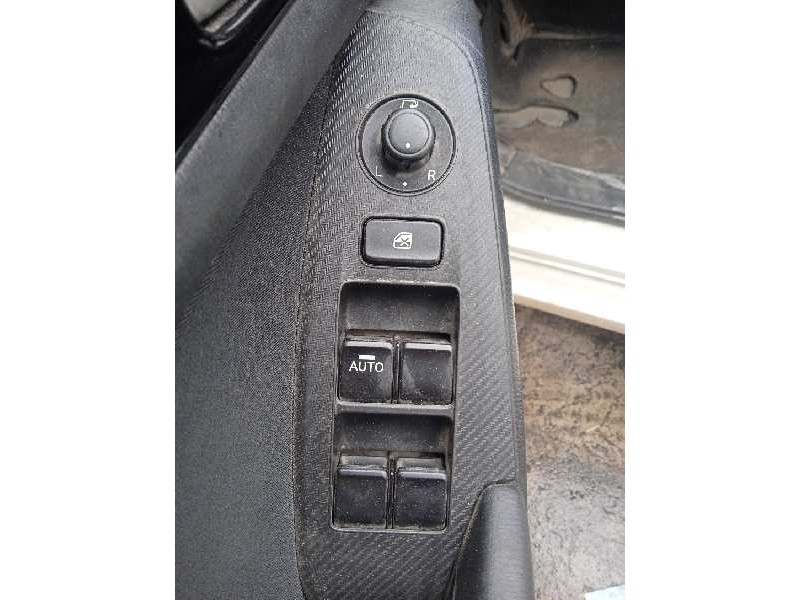 mazda 3 lim. () del año 2015