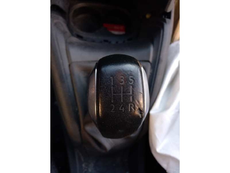 peugeot 208 del año 2016