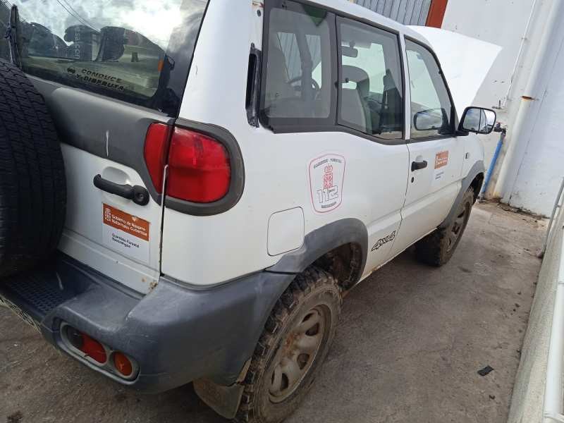 nissan terrano/terrano.ii (r20) del año 2000