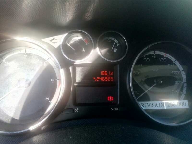 peugeot 308 del año 2008