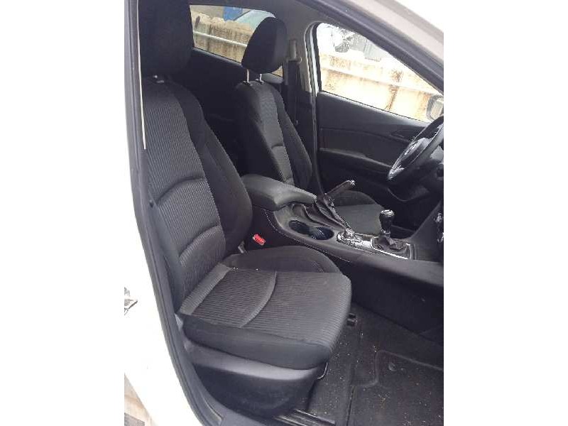 mazda 3 lim. () del año 2015