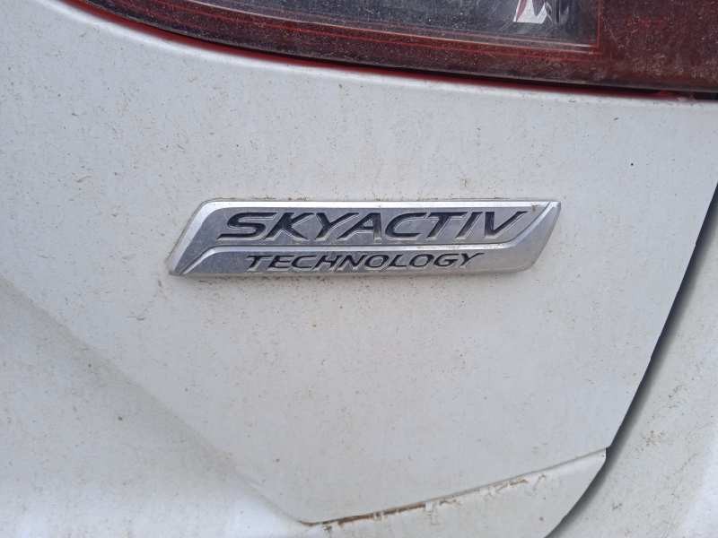 mazda 3 lim. () del año 2015