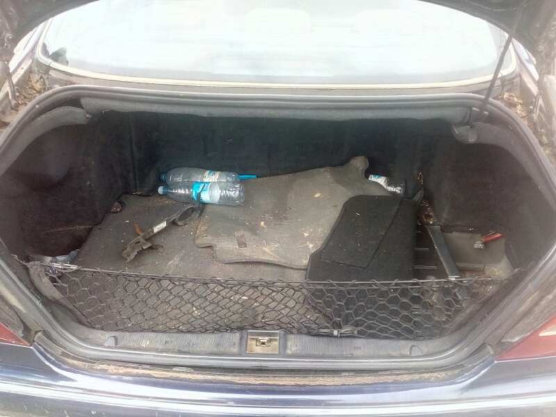 mercedes-benz clase s (w220) berlina del año 2001